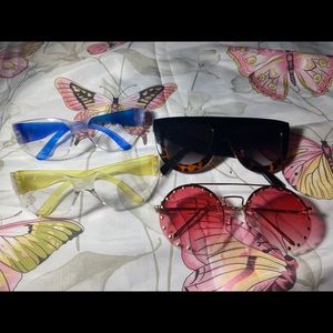 BUNDLE DEAL 4 for $20 ‼️ SUNGLASSES
